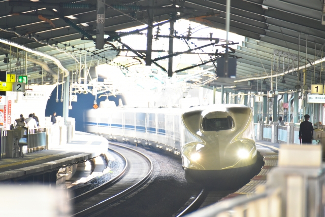 新神戸駅の新幹線